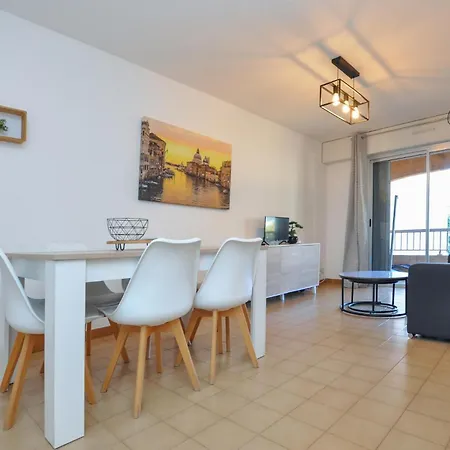 Apartamento Amazing In With Wifi Fréjus